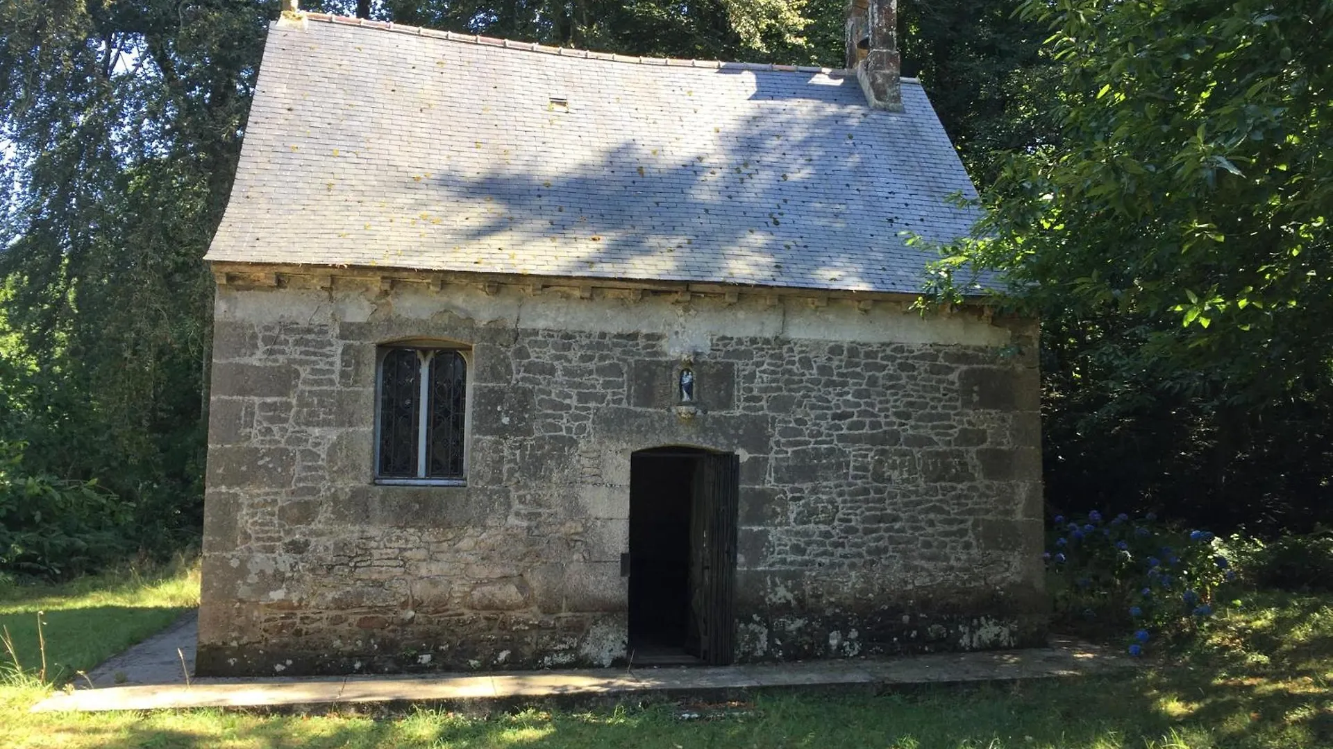 Domaine De La Motte-Basse Hotel Le Gouray