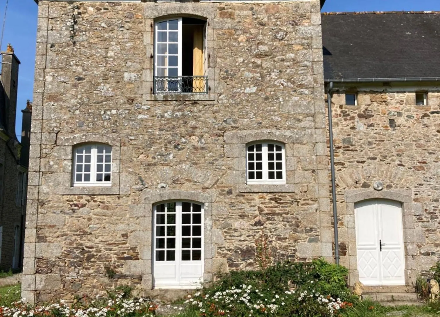 Guest house Domaine De La Motte-Basse Hotel Le Gouray